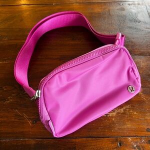 New LULULEMON Pink Everywhere Crossbody Belt Bag